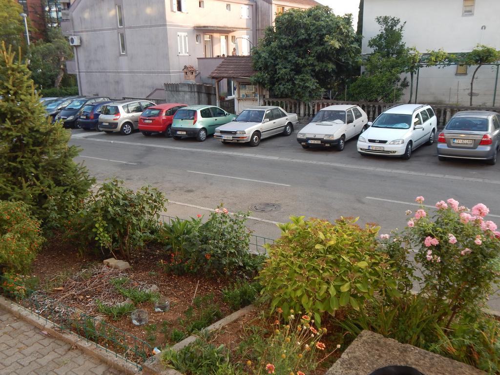 Apartment Knez Kotorska Tivat Exterior photo